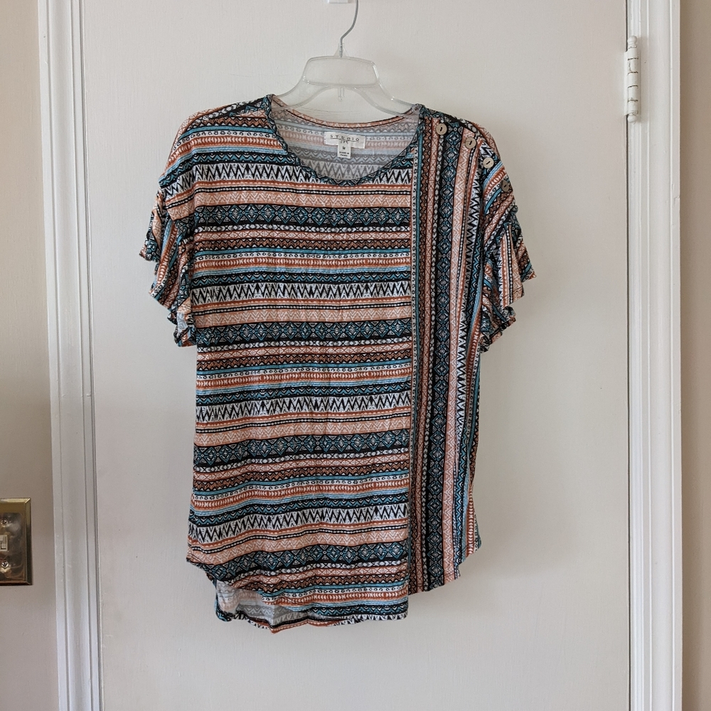 Studio by JPR top size medium